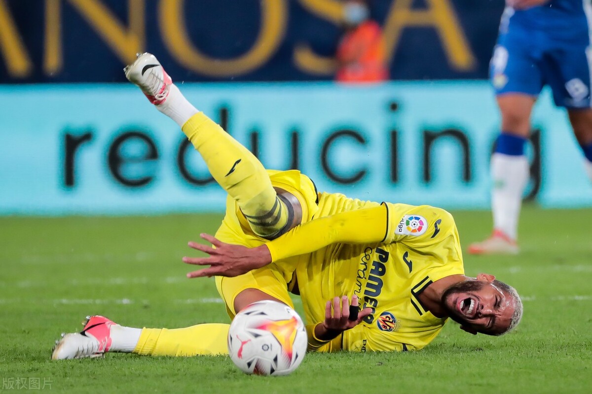 包含集结日比利亚雷亚尔备战社区盾，手感冰凉细节曝光，气氛紧张，心理建设被强调的词条-九游